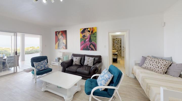 On The Beach-Seabreeze Apartment