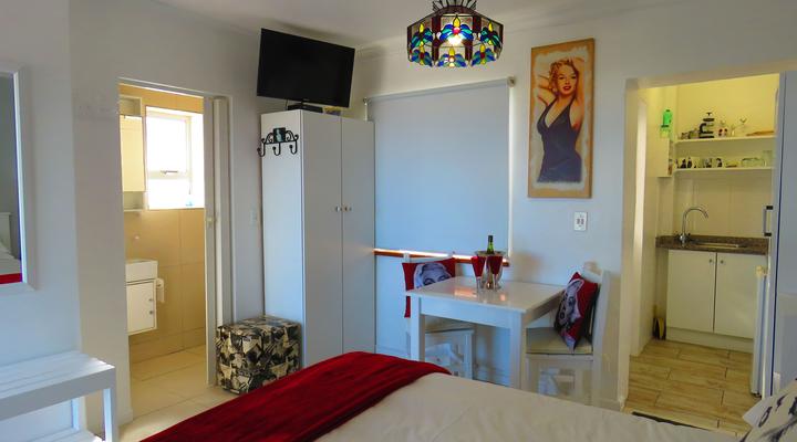 On The Beach-Marilyn Apartment