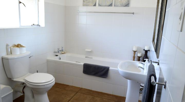 White Elephant UmKhaya Cottage