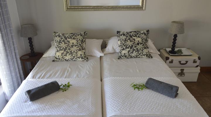 White Elephant UmKhaya Cottage