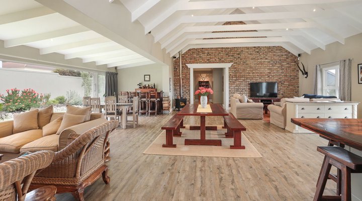 Family Friendly 4 bedroom house in Onrus