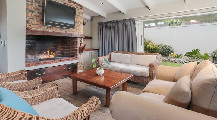 Family Friendly 4 bedroom house in Onrus