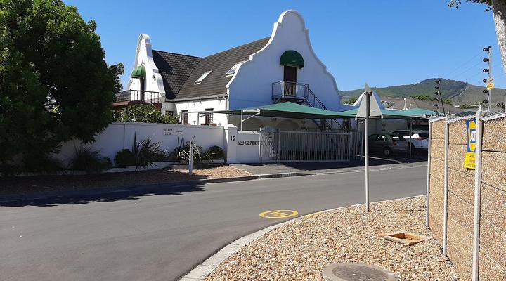 Vergenoegd Guest House