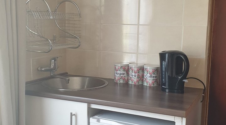 Chrisuella Self-Catering