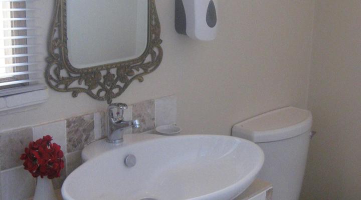 Royal Hotel Knysna & The Courtyards