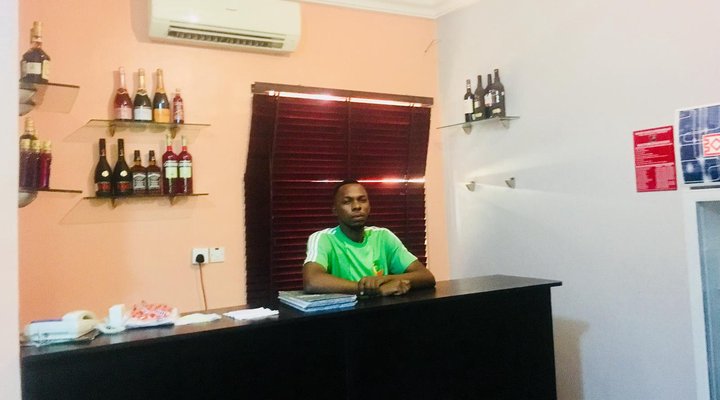 Esporta Hotel Yaba
