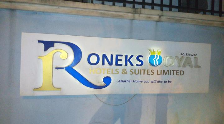 Roneks Royal Hotels & Suites