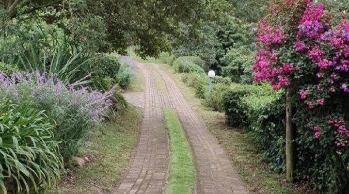 Lind End Guest Farm