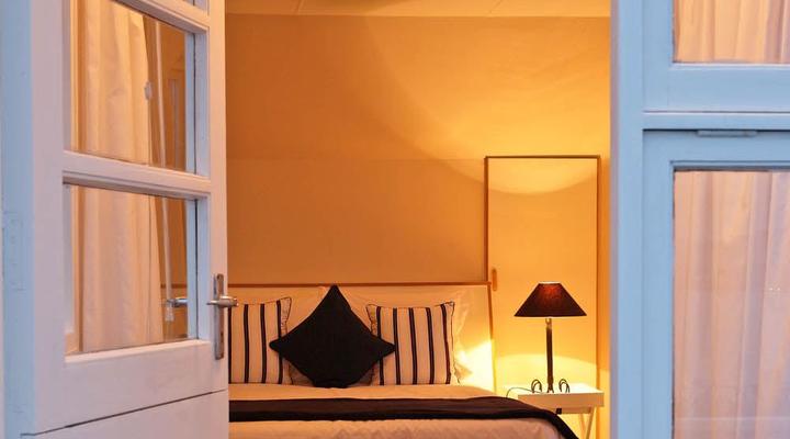 Monte Carlo Self-catering