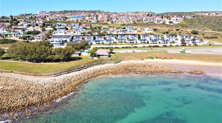 Monte Carlo Self-catering