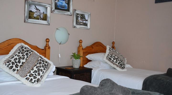 Karoohuis Guesthouse