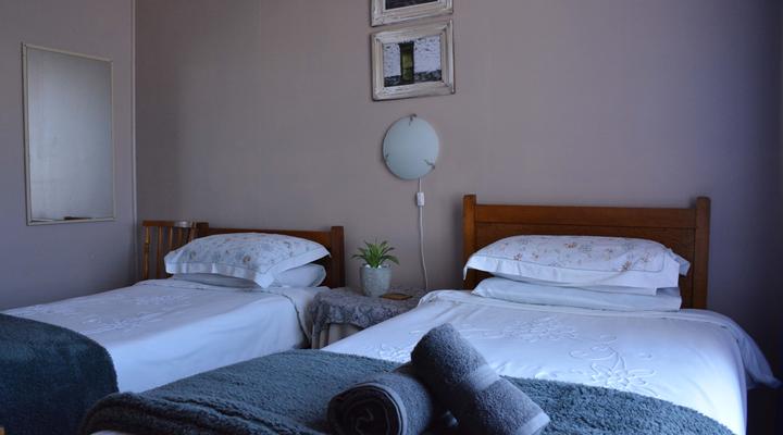 Karoohuis Guesthouse