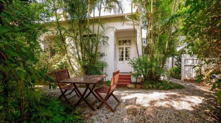 Nottingham Country House