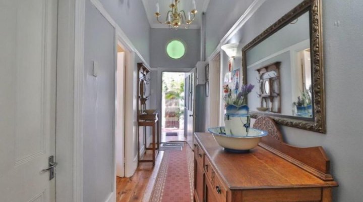 Nottingham Country House