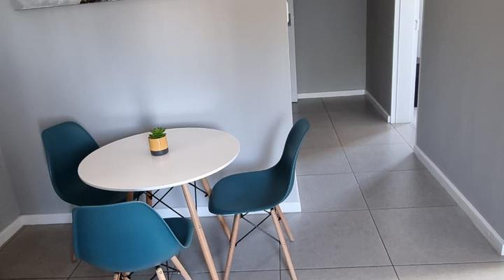 Astros Lodge 209 Blaauwberg Road, Tableview - Cape Town