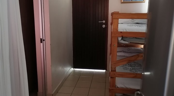 Emitem Guest House