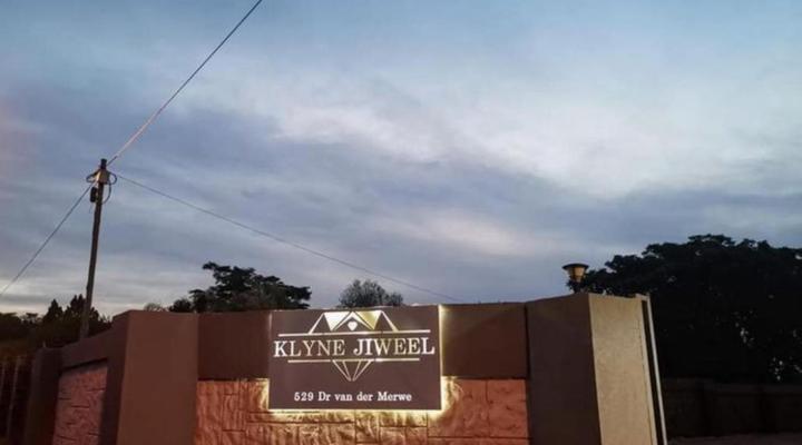 Klyne Jiweel Guesthouse