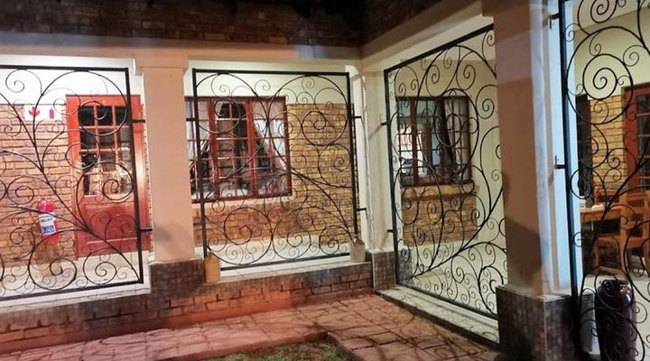 Klyne Jiweel Guesthouse