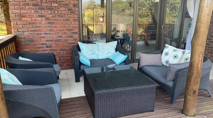 Big Fish Seaside Cottage. Sleeps 10