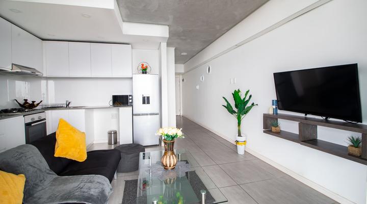 Exclusive Coral Point Apartment with sea view