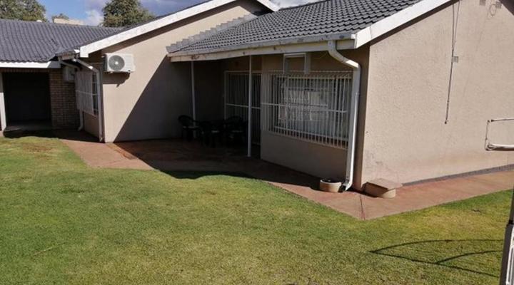 Midway Overnight Rooms