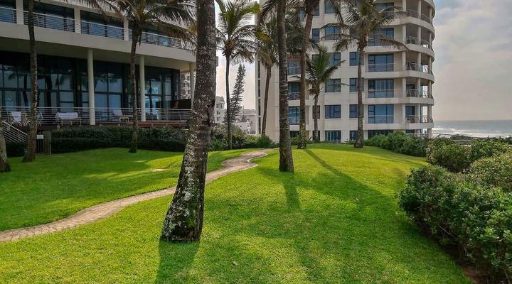 The Pearls, Apartment Dawn