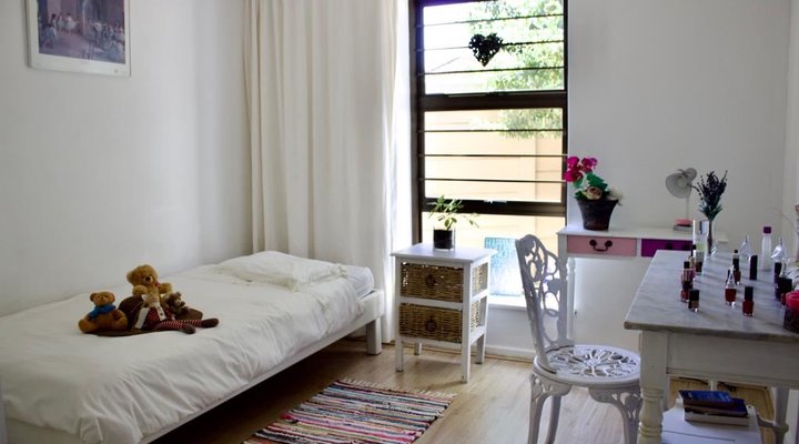 Cozy Town House in Strand