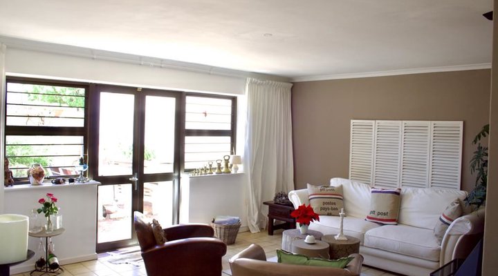 Cozy Town House in Strand