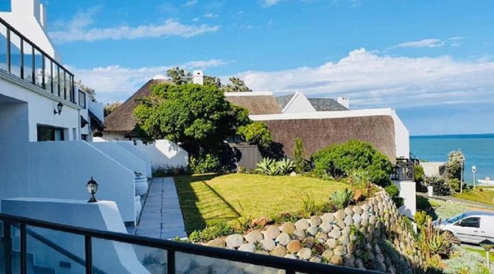 My-konos Luxury Beach Accommodation