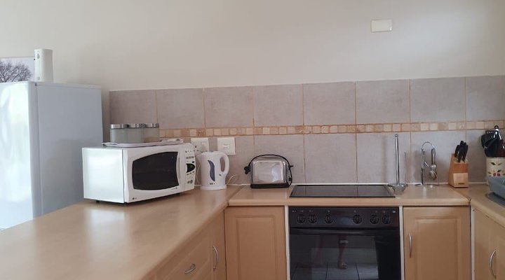 Hilton Court Apartment 12