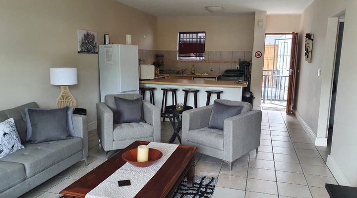 Hilton Court Apartment 12