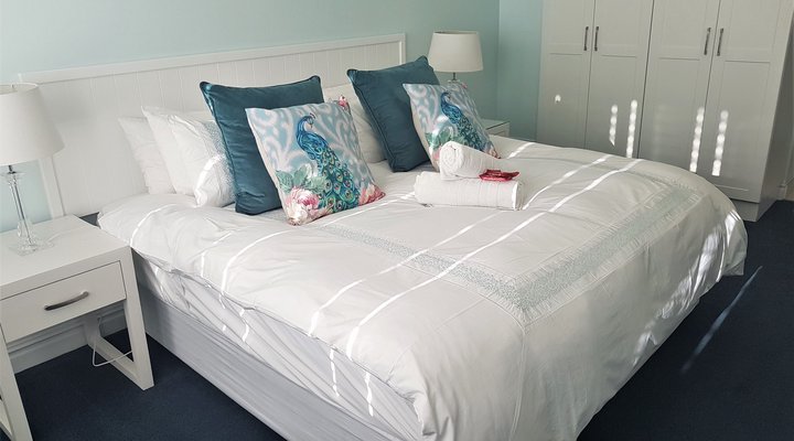 21 Keurboom River Lodge