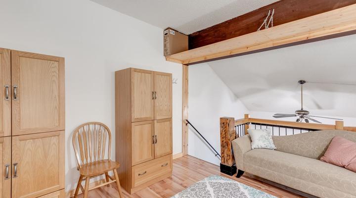 #18 Snowline Lodge Condo