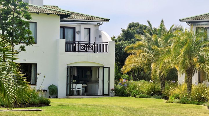 21 Keurboom River Lodge