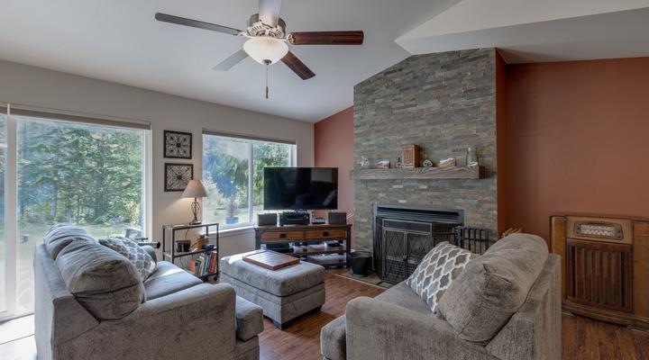 #47 Maple Falls Cabin