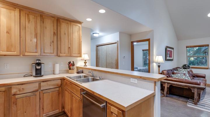 #61 Mt. Baker Rim Cabin