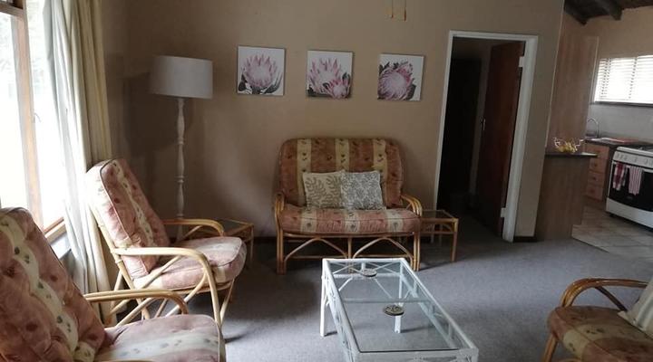 Big Cob Self-Catering Chalets 