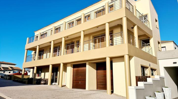 Chios Place at WestCoastLife