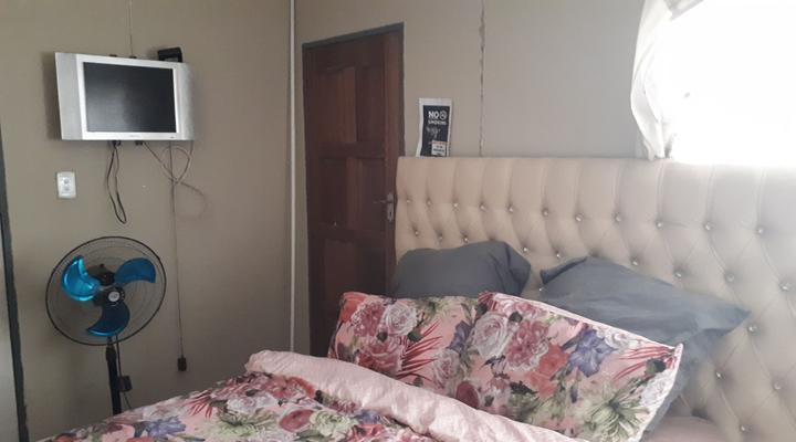 C - Land Guest house Meyerton