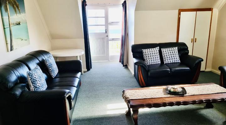 Monte Carlo Self-catering