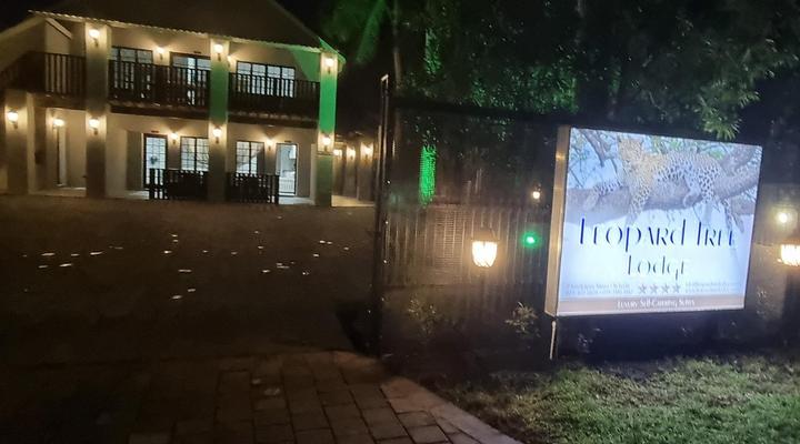 Leopard Tree Lodge