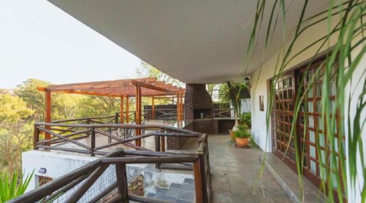 Pretoria Mansion Coral Tree Inn