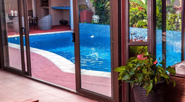 Julina's Guest House