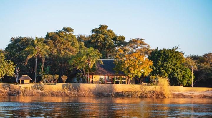 Hakusembe River Lodge