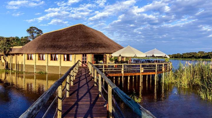 Hakusembe River Lodge