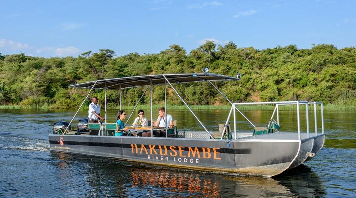 Hakusembe River Lodge