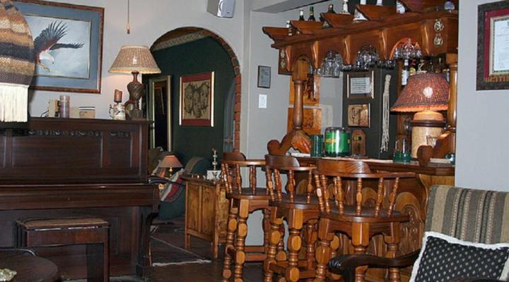 Raptor's Rest Bed and Breakfast