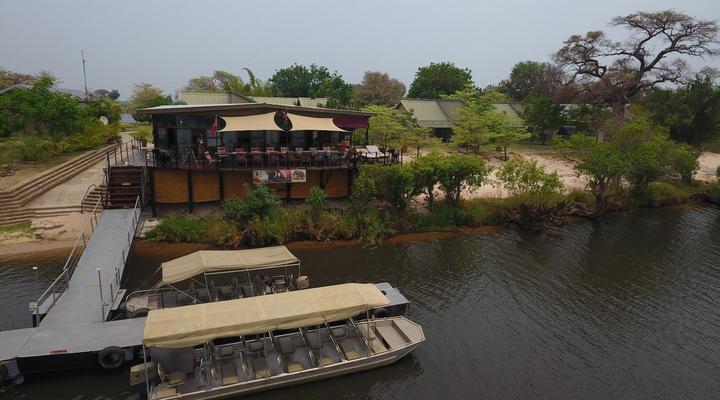 Zovu Elephant Lodge