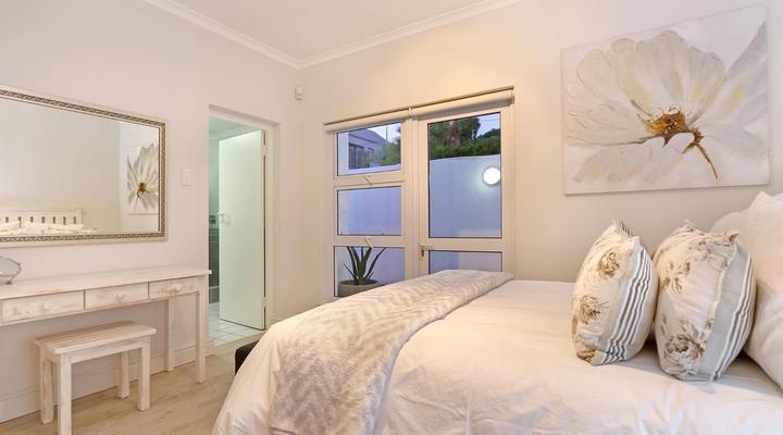 Camps Bay Beach Apartment