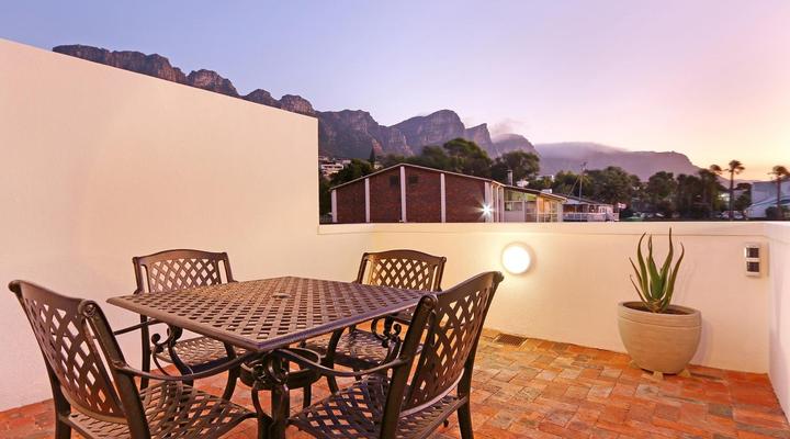 Camps Bay Beach Apartment
